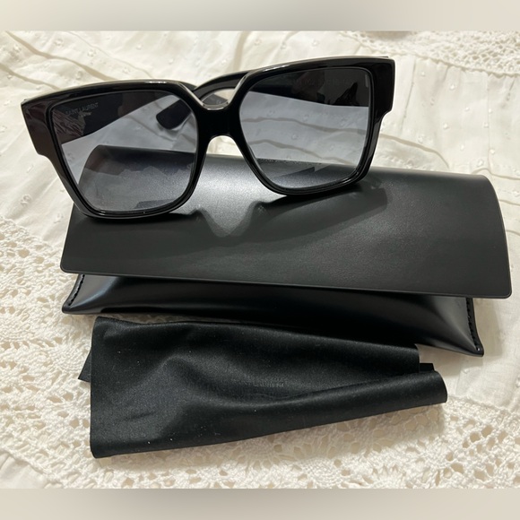 Saint Laurent Black Sunglasses with Case - Picture 1 of 8